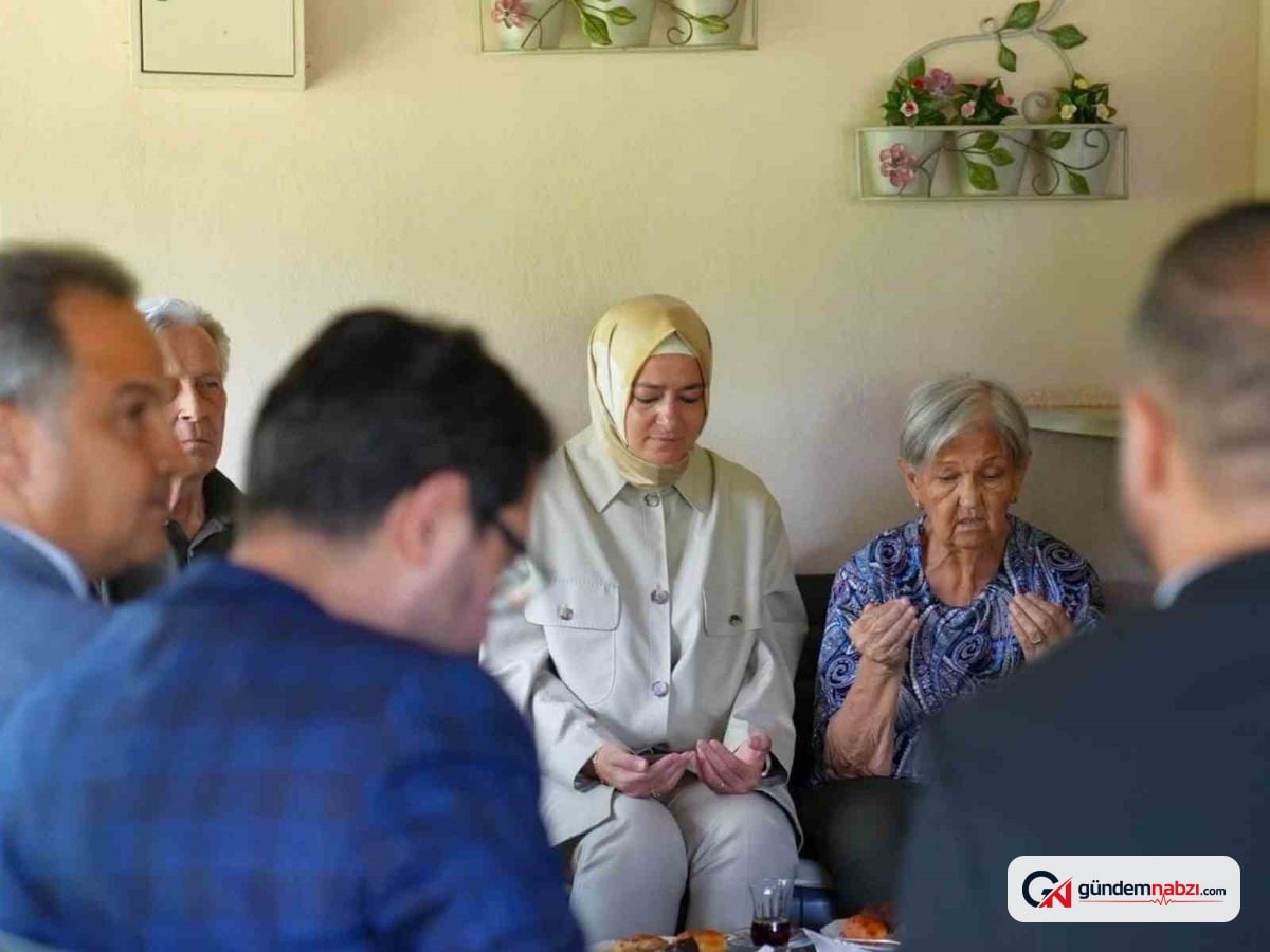Düzce'de Fatma Betül Sayan Kaya şehit ailesini ziyaret etti
