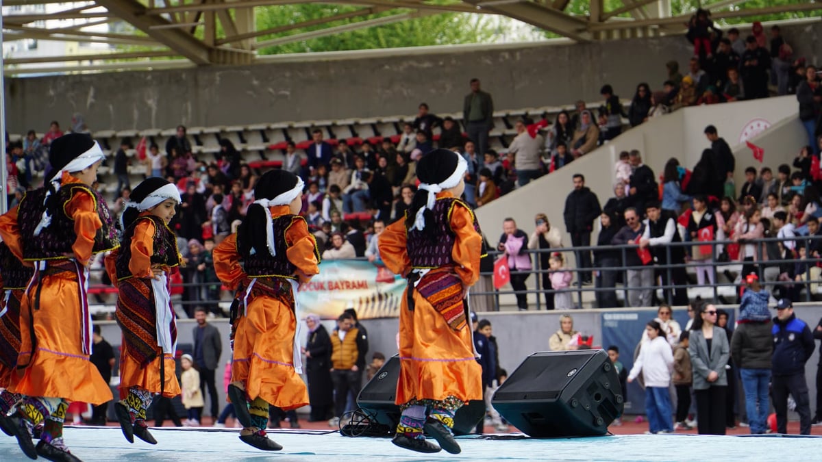 Japon araştırmacı Siirt'in kültürünü arşivledi