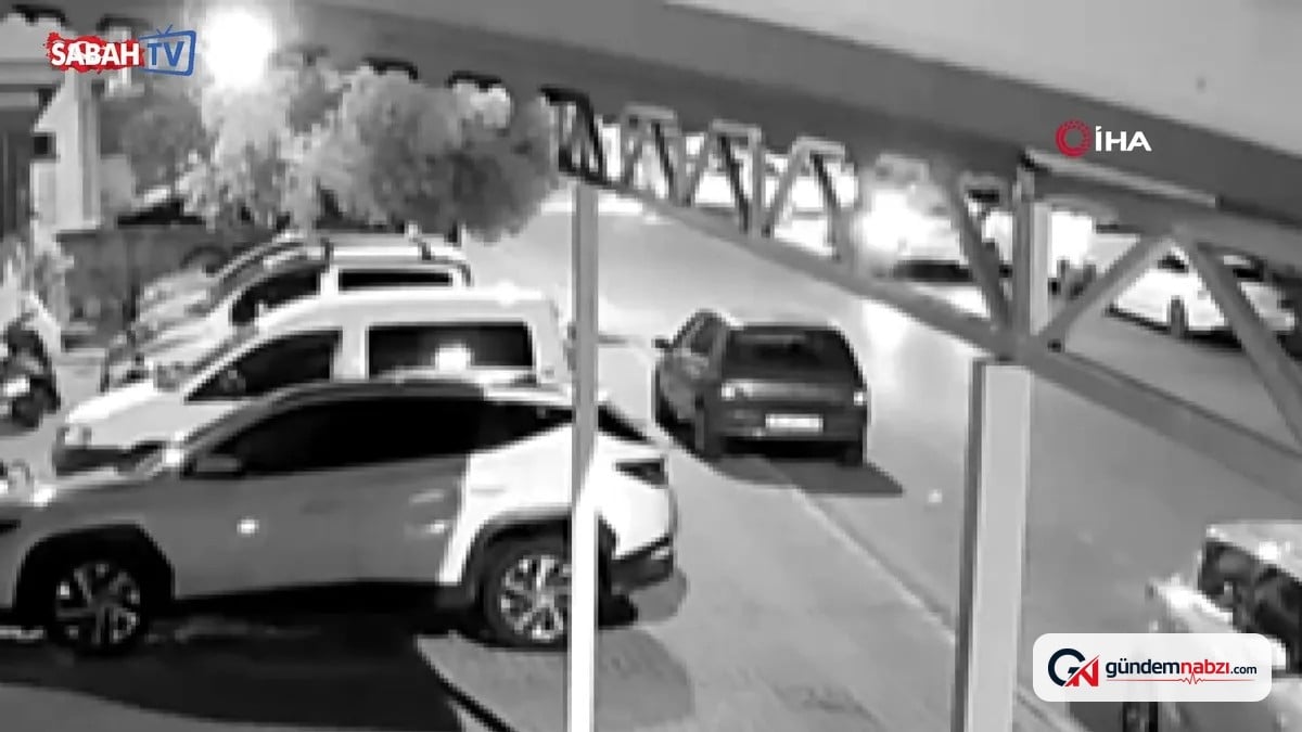 Alkollü stajyer sürücü, park halindeki araçlara çarptı