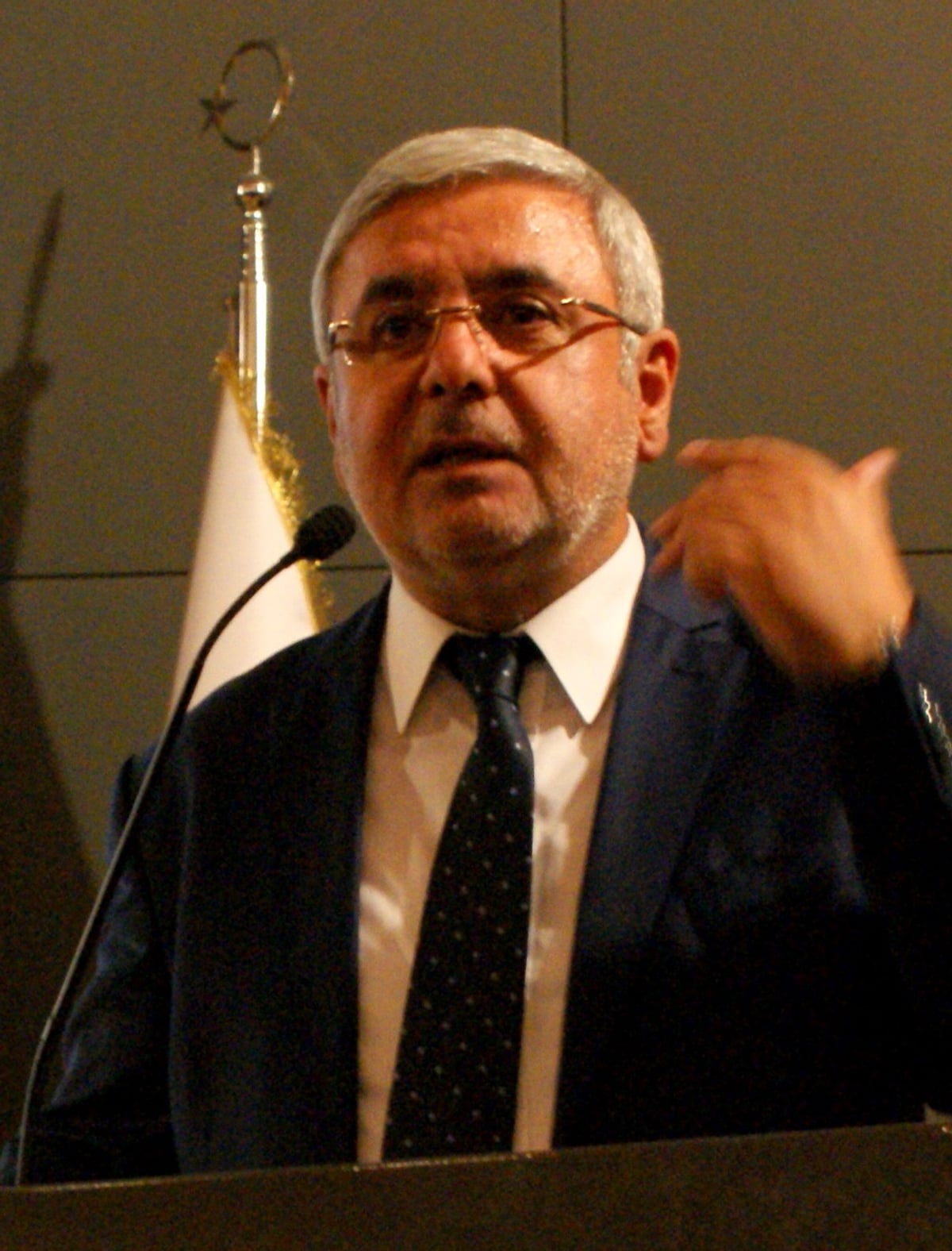 Metiner: Türkiye'de bir şey değişecek, az kaldı