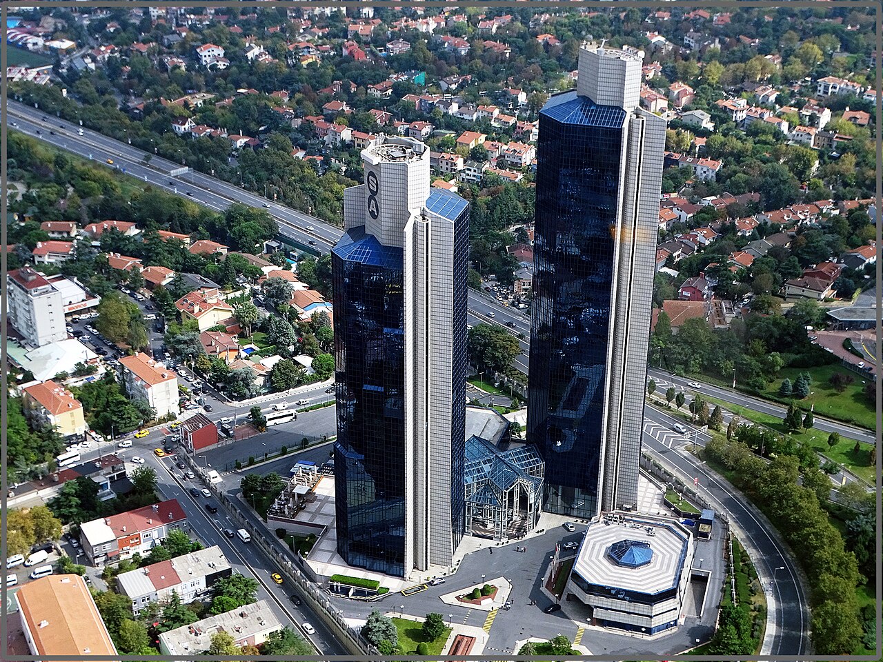 Akbank'tan ekonomiye 2 trilyon 913 milyar lira kredi desteği