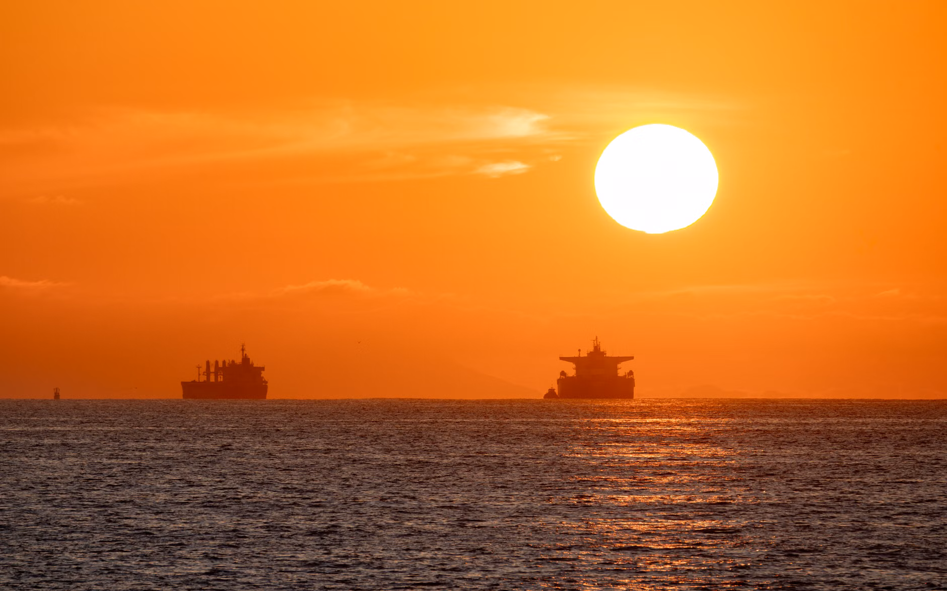 Petrolde hafif geri çekilme yaşandı