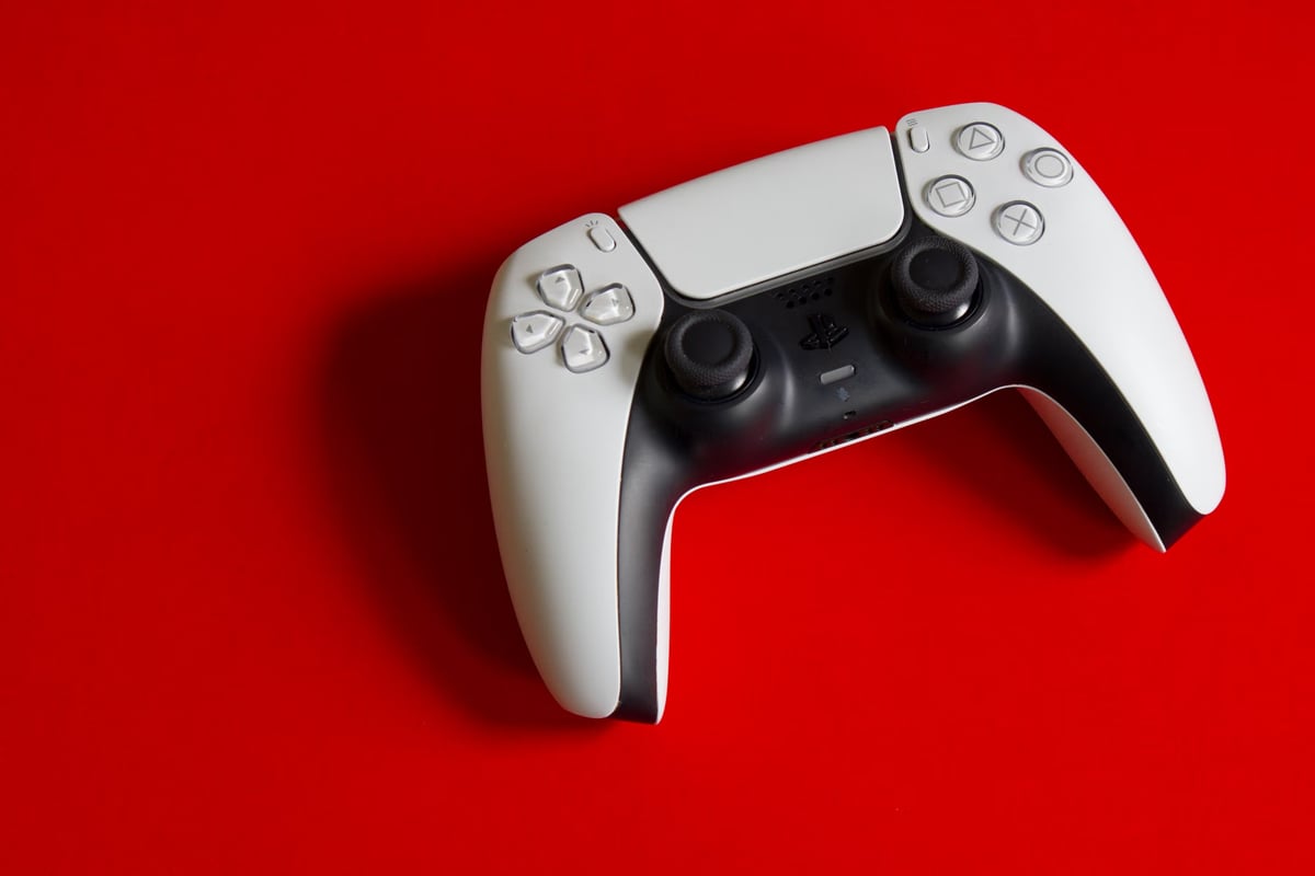 Sony, PS5 kutularına 2028 uyarısı ekledi: yeni oyunlar diskli satılmayacak