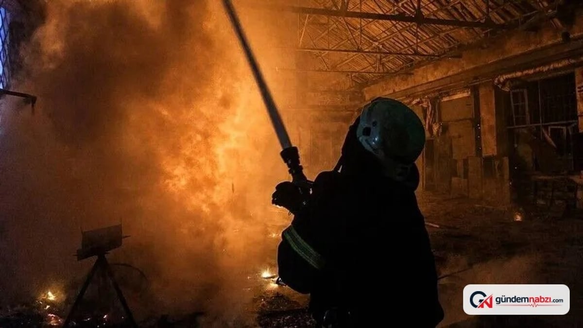Rusya, Odessa Limanı'ndaki askeri depoları vurdu