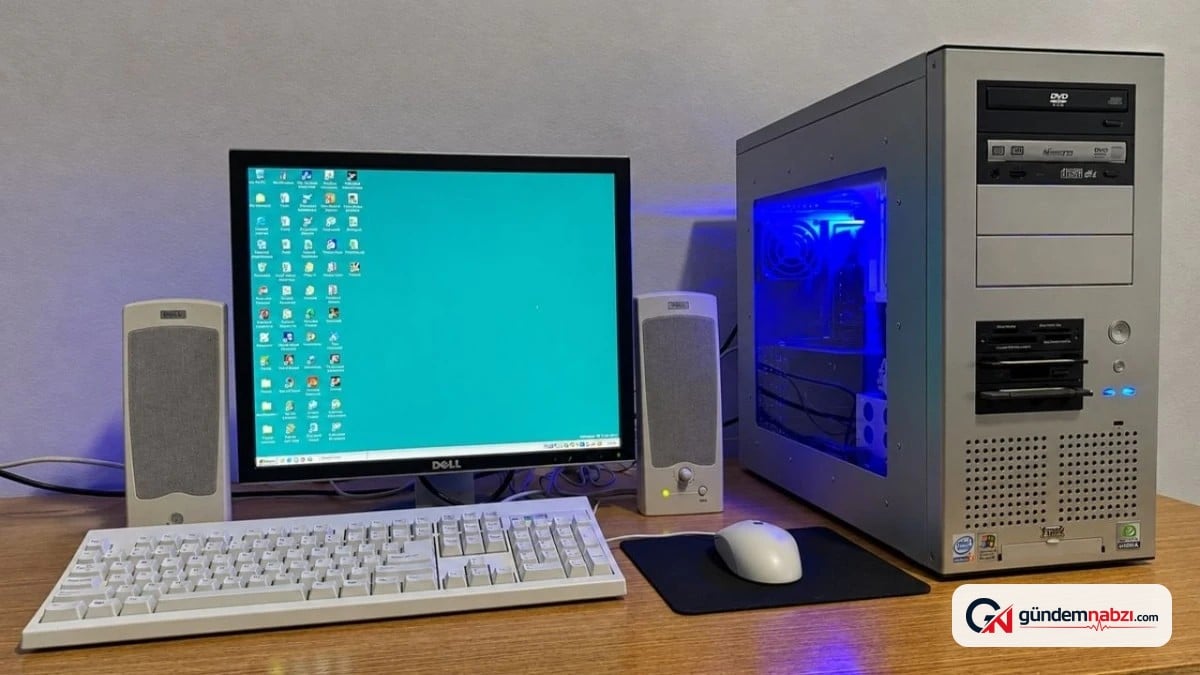 26 yıllık retro bilgisayar, 700 oyunu başarıyla yükledi