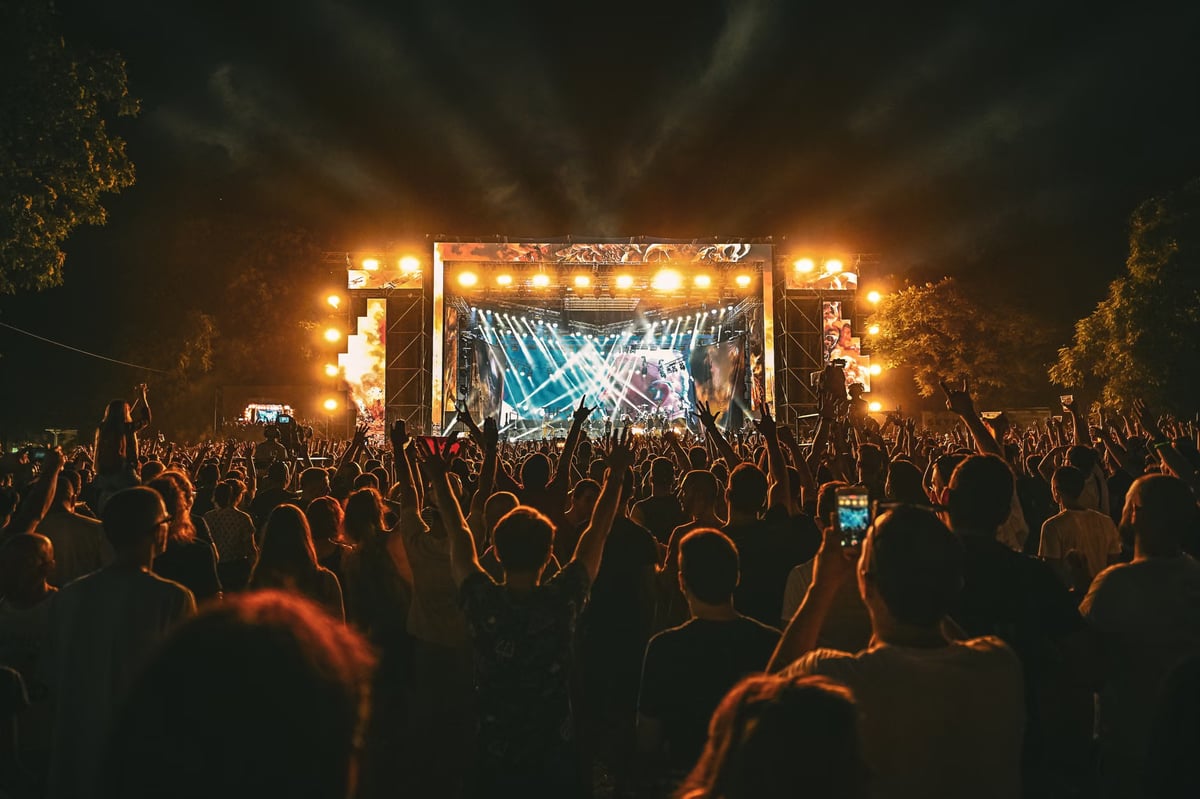 Macaristan'daki Festival, iki kişinin ölümüyle erken bitti