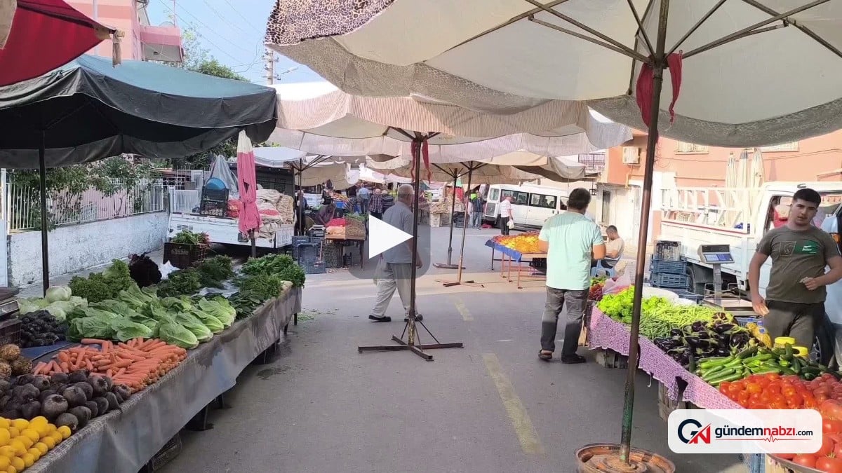 Kadirli'de semt pazarında meyve fiyatları isyan ettirdi