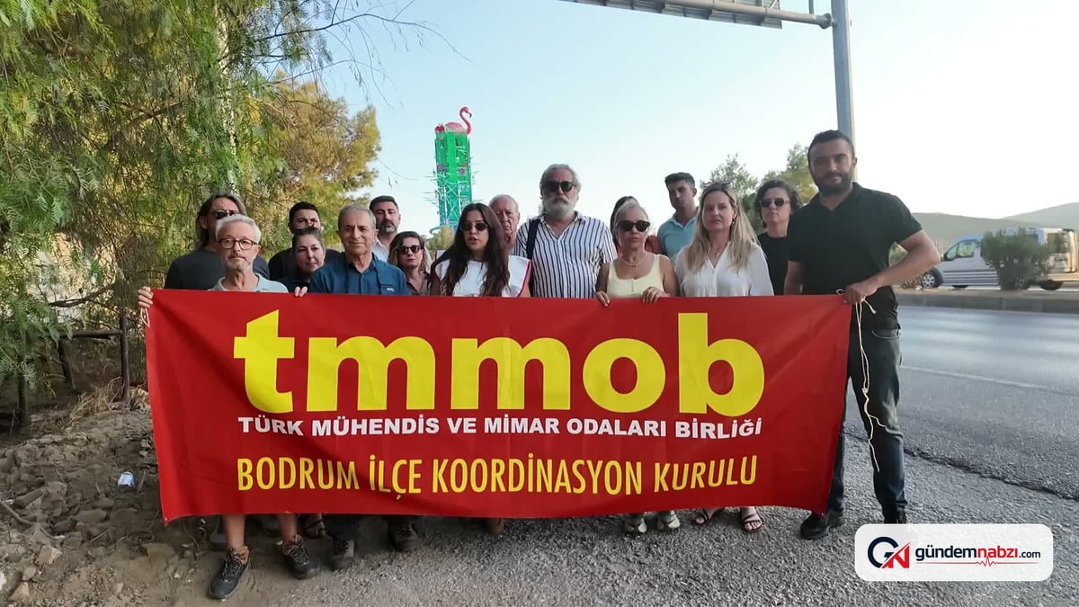 Muğla Bodrum'daki dev flamingo yapısına karşı basın açıklaması
