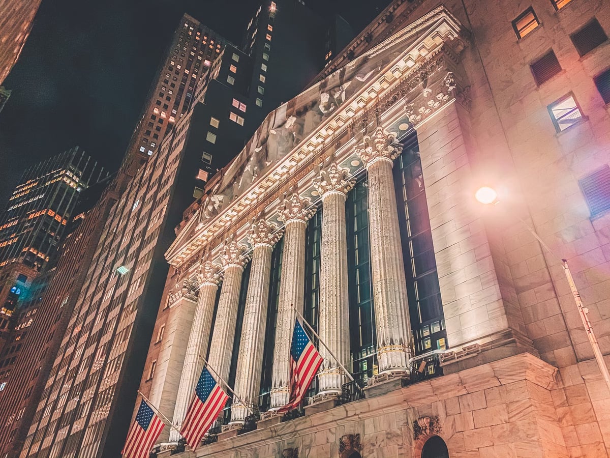 Wall Street, zayıf istihdam verisiyle yükseliş gösterdi