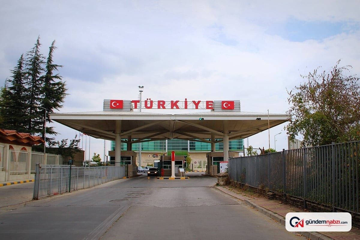 Trakya sınır kapılarından gurbetçi sezonunda 3,7 milyon kişi geçiş yaptı