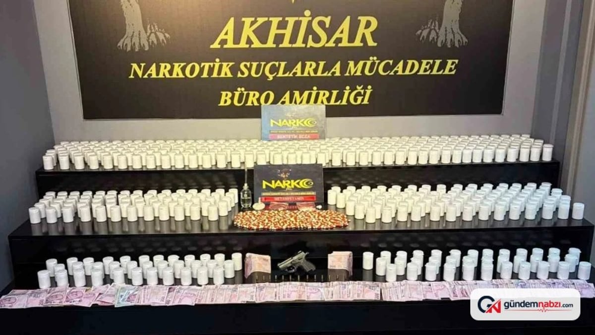 Manisa'daki uyuşturucu operasyonunda 2 şüpheli tutuklandı