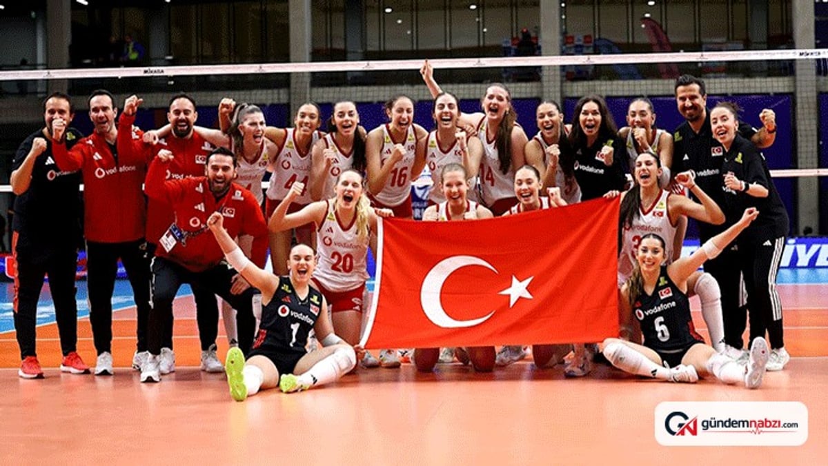 17 yaş altı kadın milli voleybol takımı dünya finaline yükseldi