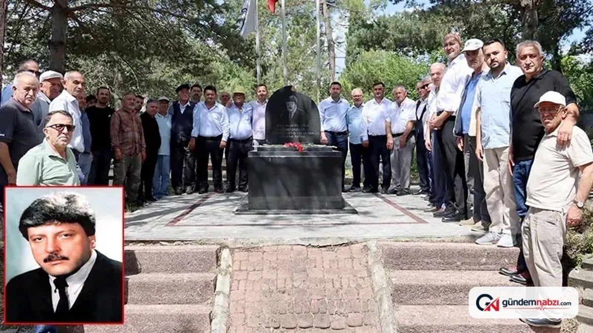 Silahlı saldırıda öldürülen madenci başkanı anıldı