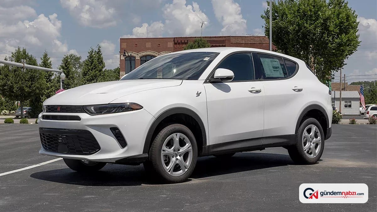 Chrysler, emniyet kemeri kusuru nedeniyle 50 bin aracı geri çağırıyor