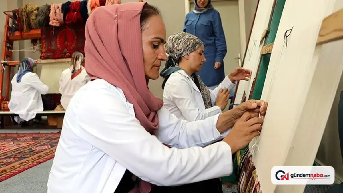 3 ilin halı ve kilimleri 'İlmek İlmek Anadolu' projesiyle yaşatılıyor