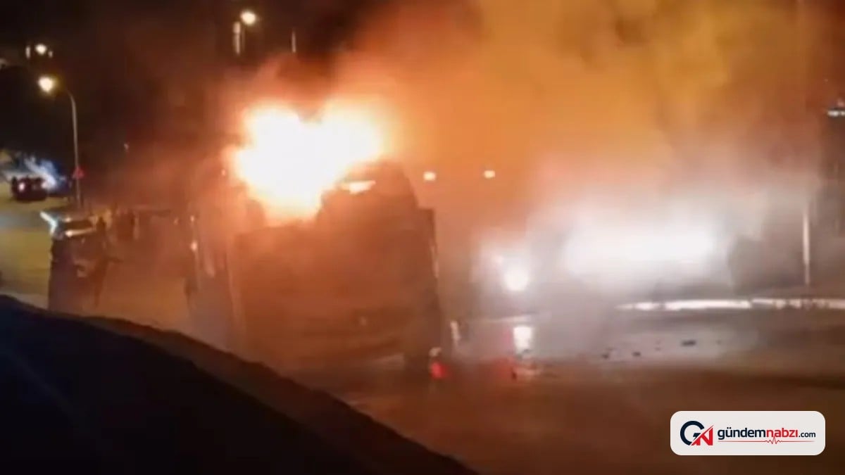 İstanbul'da minibüs alev topuna döndü
