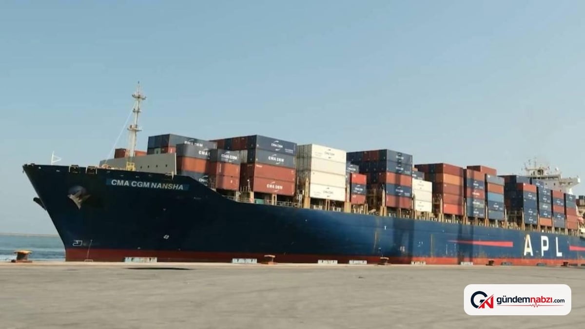 Mersin'den Lübnan'a 15,6 tonluk tıbbi yardım yola çıktı