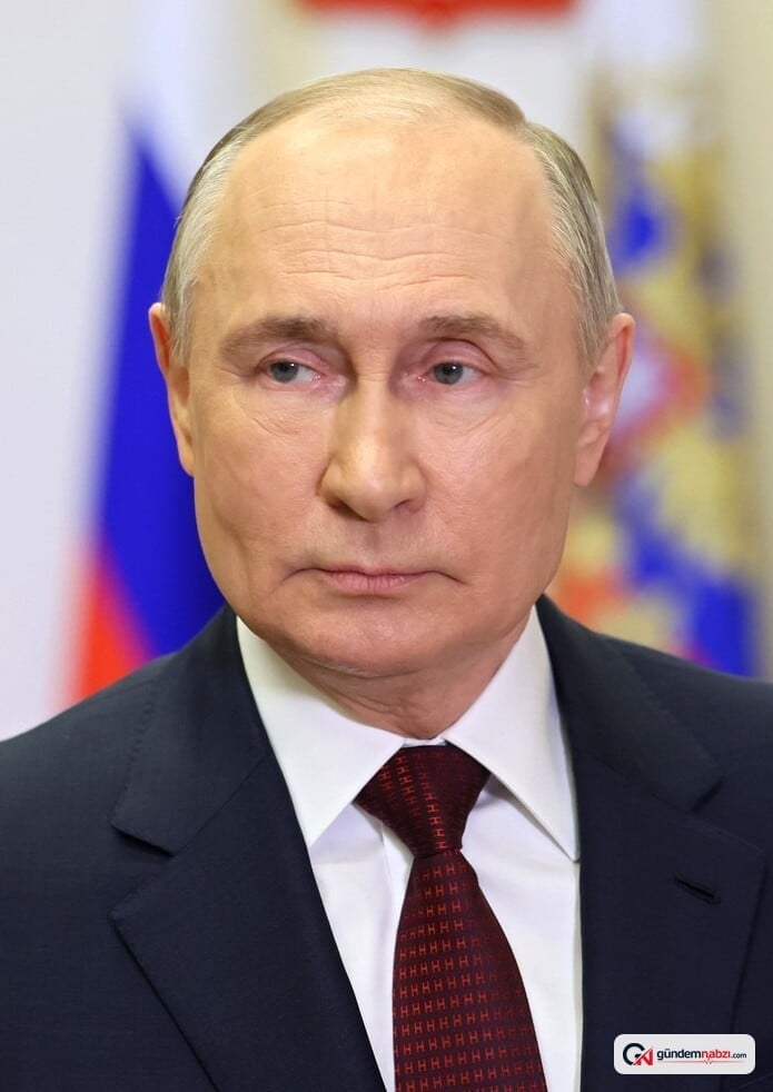 Rusya Devlet Başkanı Putin Iturup Adası'nı ziyaret etti