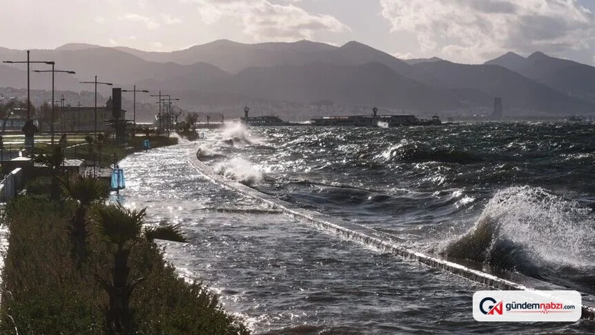 Meteoroloji, Türkiye'nin bazı bölgeleri için fırtına ve sağanak uyarısı yaptı