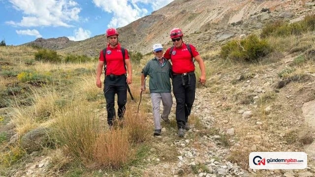 Antalya'da kayıp yaşlı adam jandarma ekiplerince bulundu