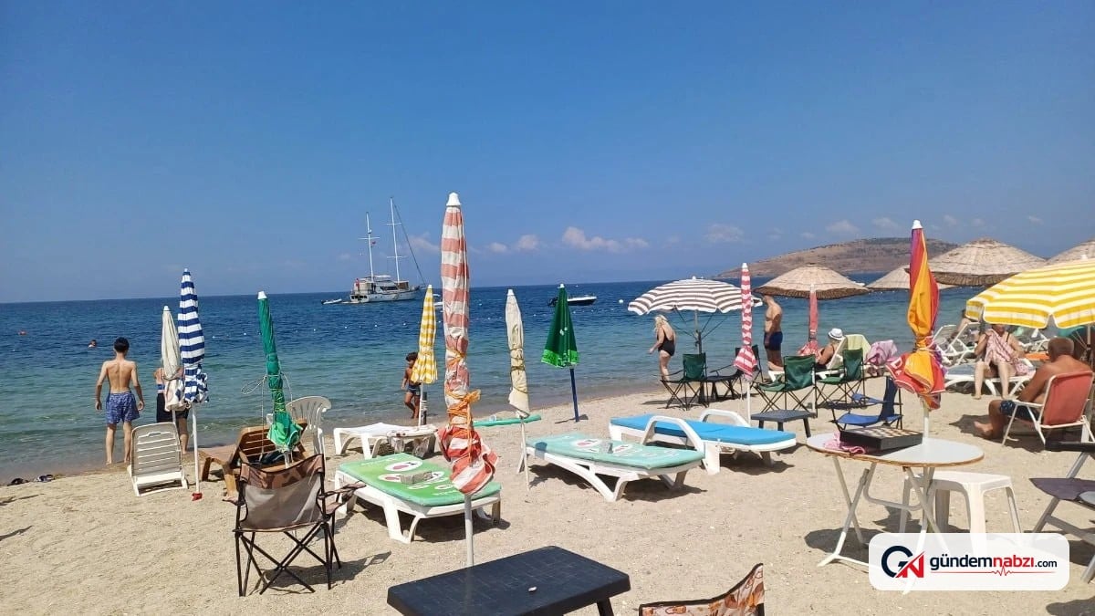 Balıkesir'de Avşa Adası sahillerinde şemsiye ve şezlong krizi çıktı