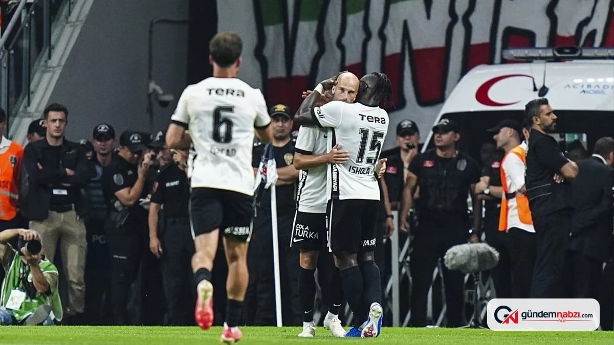 Beşiktaş evindeki açılış maçlarında tarih yazıyor