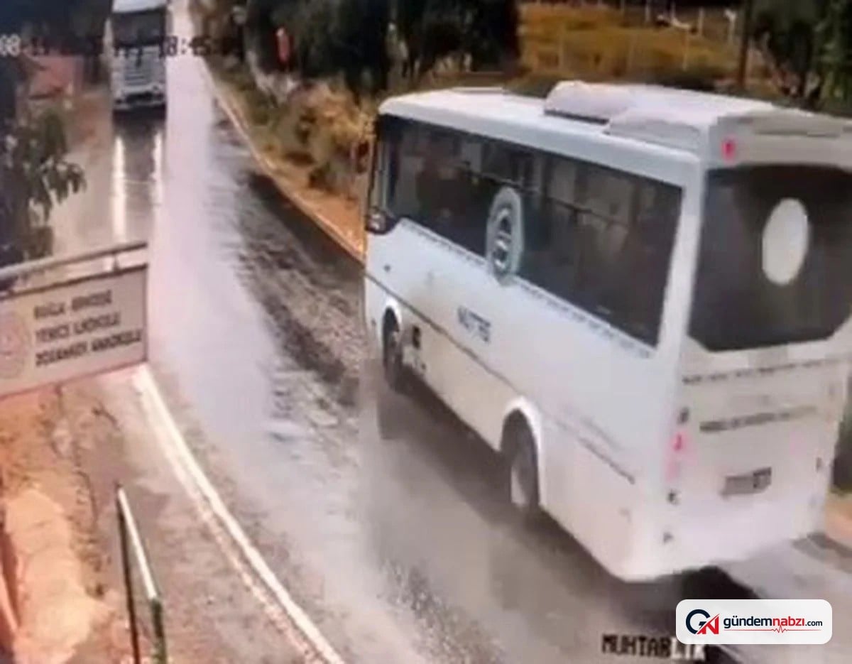 Muğla'da otobüs ile tır çarpıştı: 8 kişi yaralandı