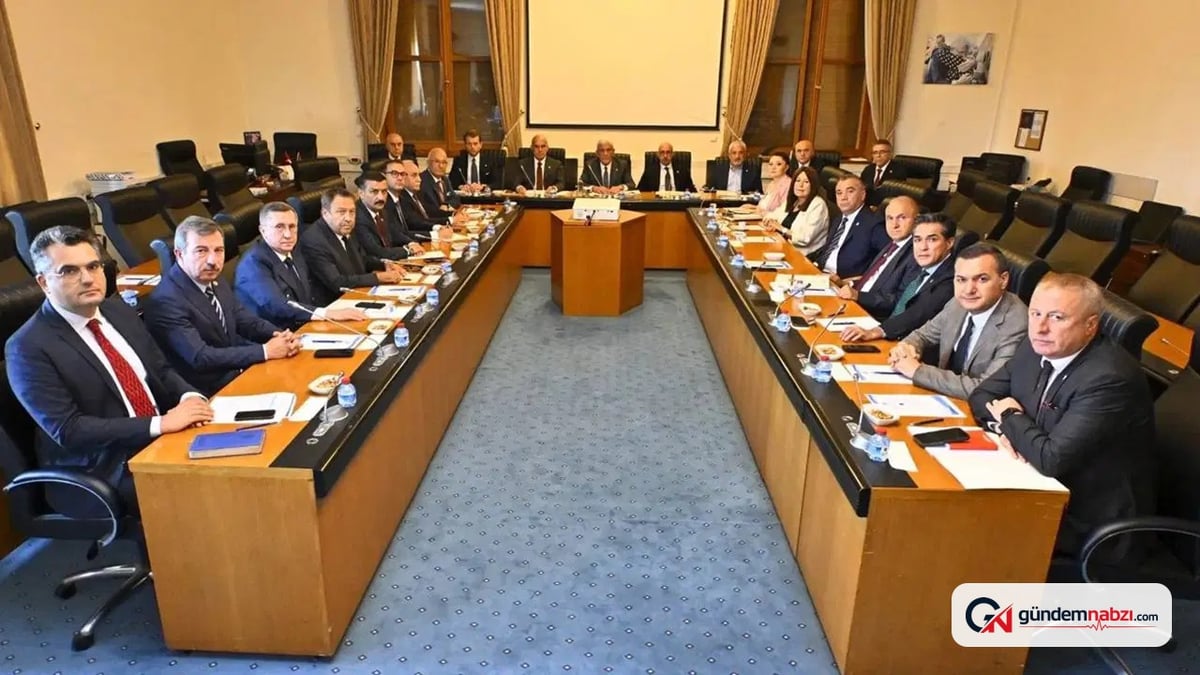 İYİ Parti Meclis grubu olağanüstü toplandı