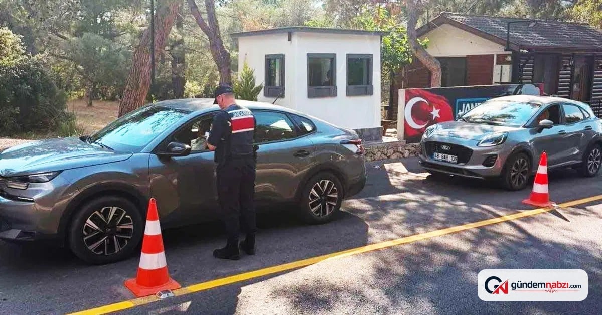 Muğla'da Jandarma denetimlerinde 155 araç trafikten men edildi