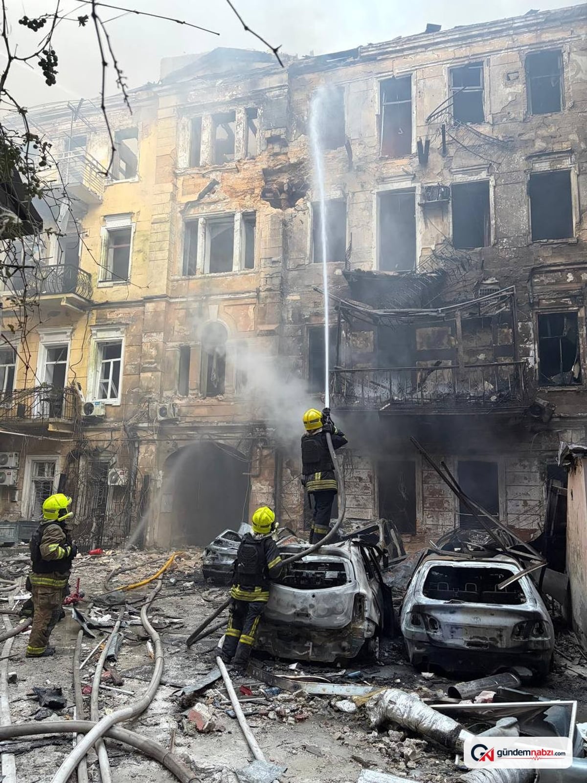Rusya'nın Odessa'ya düzenlediği saldırıda 6 kişi yaralandı