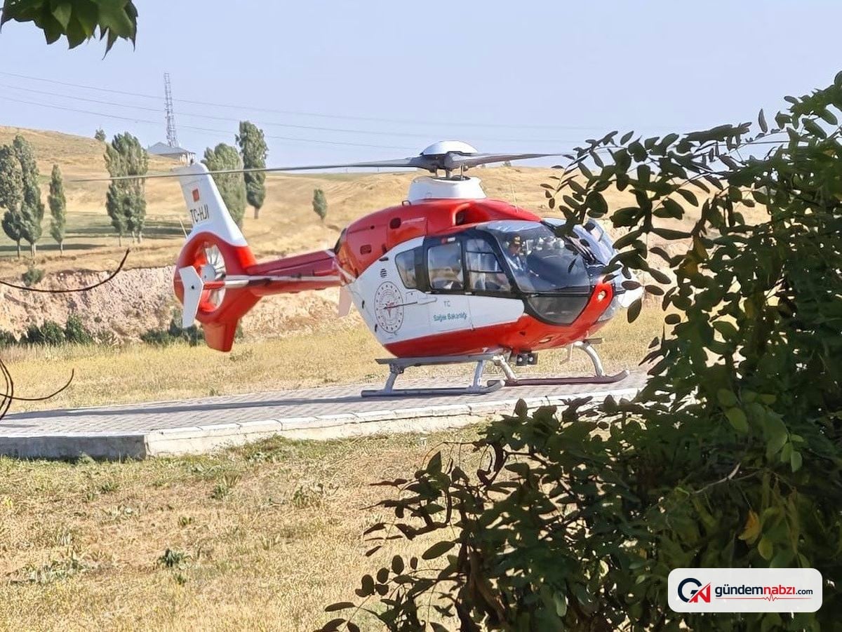 Van'da rahatsızlanan 77 yaşındaki hasta hava ambulansıyla Erzurum'a sevk edildi