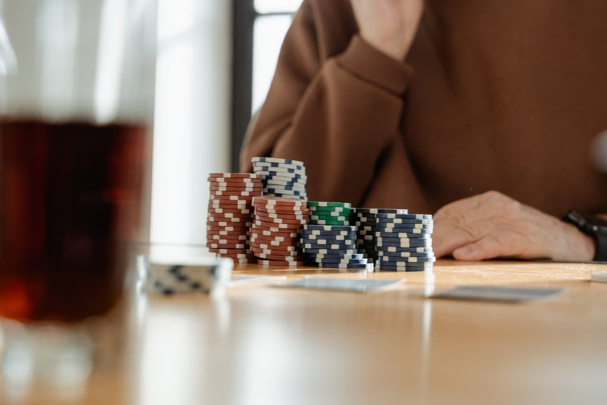 Sportsbet ve Tabcorp, uyuşturucu ve seks işçisi tedarik iddialarını reddetti