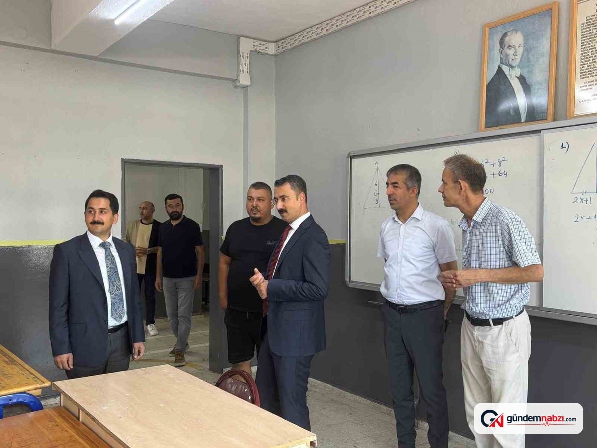 Manisa Alaşehir'de denetimli serbestlik yükümlüleri okulları yeniliyor