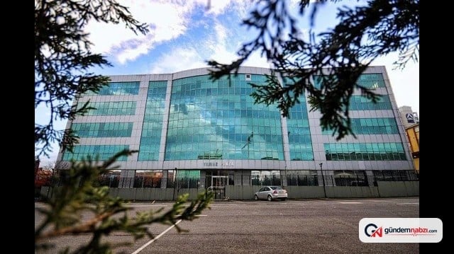 İstanbul'daki operasyonda gizli kasa odasından 206 kilo altın çıktı
