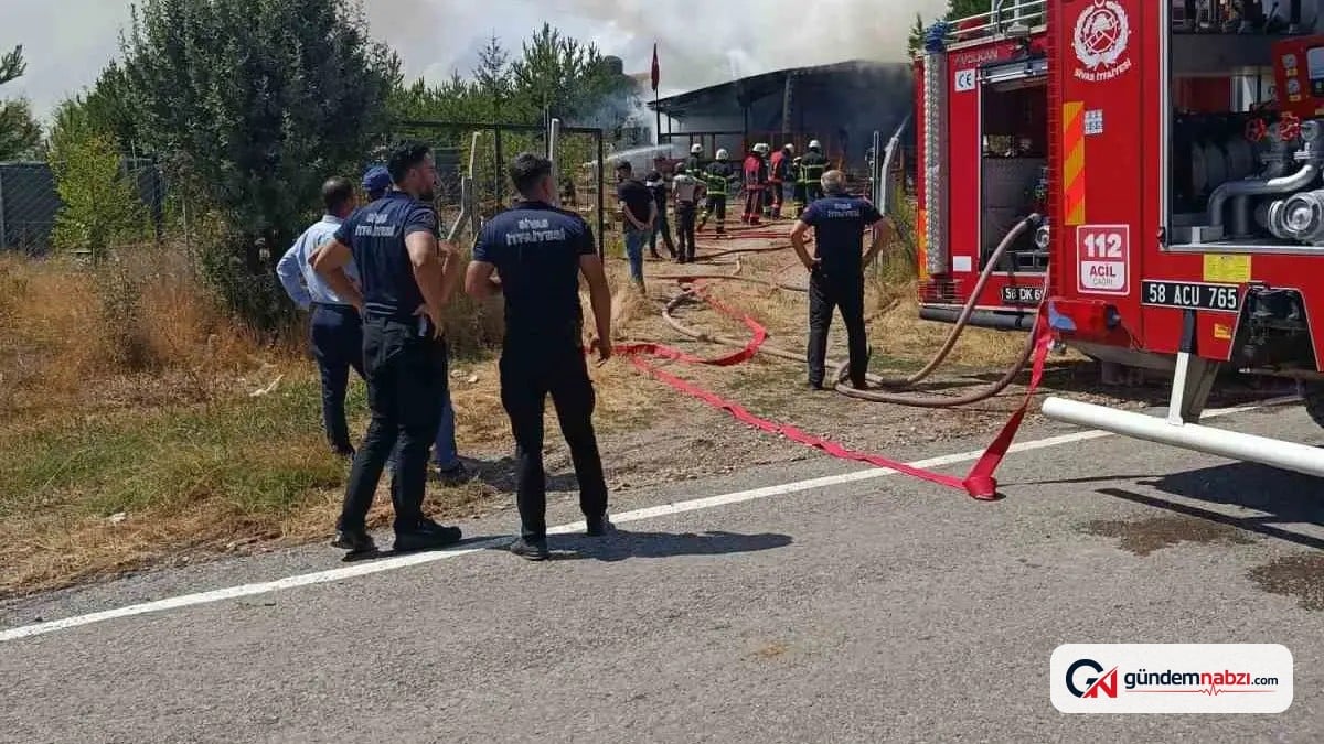 Sivas'ta müstakil ev yangında küle döndü