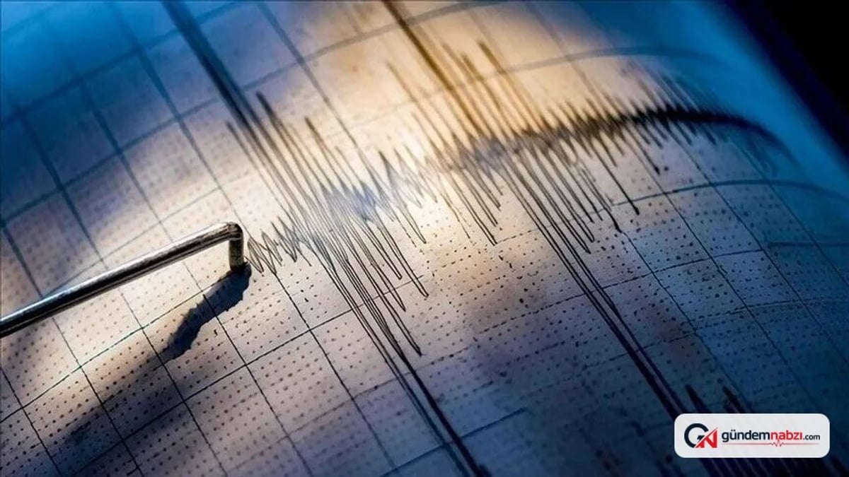 Endonezya'da 7,7 büyüklüğünde deprem: Ölü sayısı 38'e yükseldi, tsunami uyarısı yapıldı