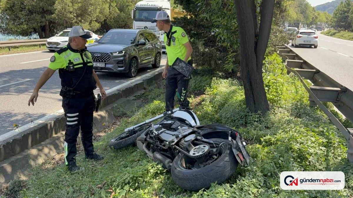 Samsun'da kamyona çarpan motosikletteki 2 kişi yaralandı