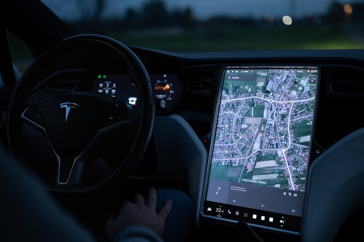 Tesla FSD v14 Lite HW3 Araçlarda Isınma Problemi yaşanıyor