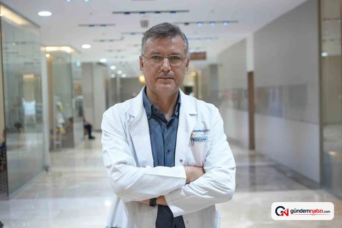 İç Hastalıkları Uzmanı Dr. Keçeci'den karın şişliği uyarısı