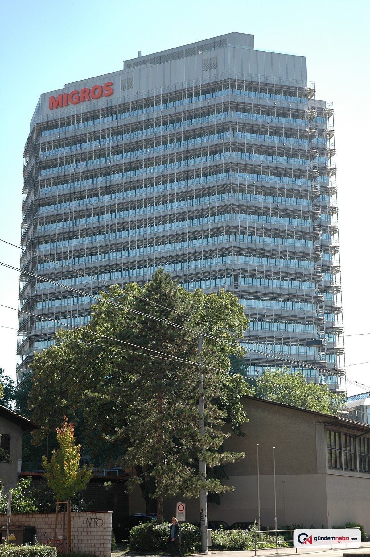 Migros 250 kırtasiye ürününde kampanya başlattı