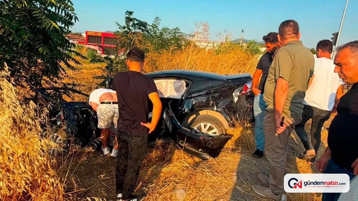 Balıkesir'de orman aracı ile otomobil çarpıştı: 1 kişi hayatını kaybetti