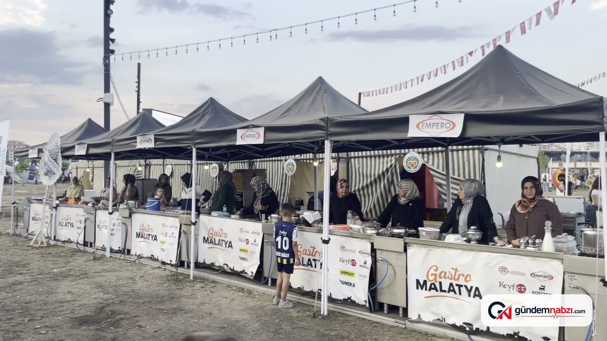 Malatya'da ev hanımları yöresel yemek yarışmasında kapıştı
