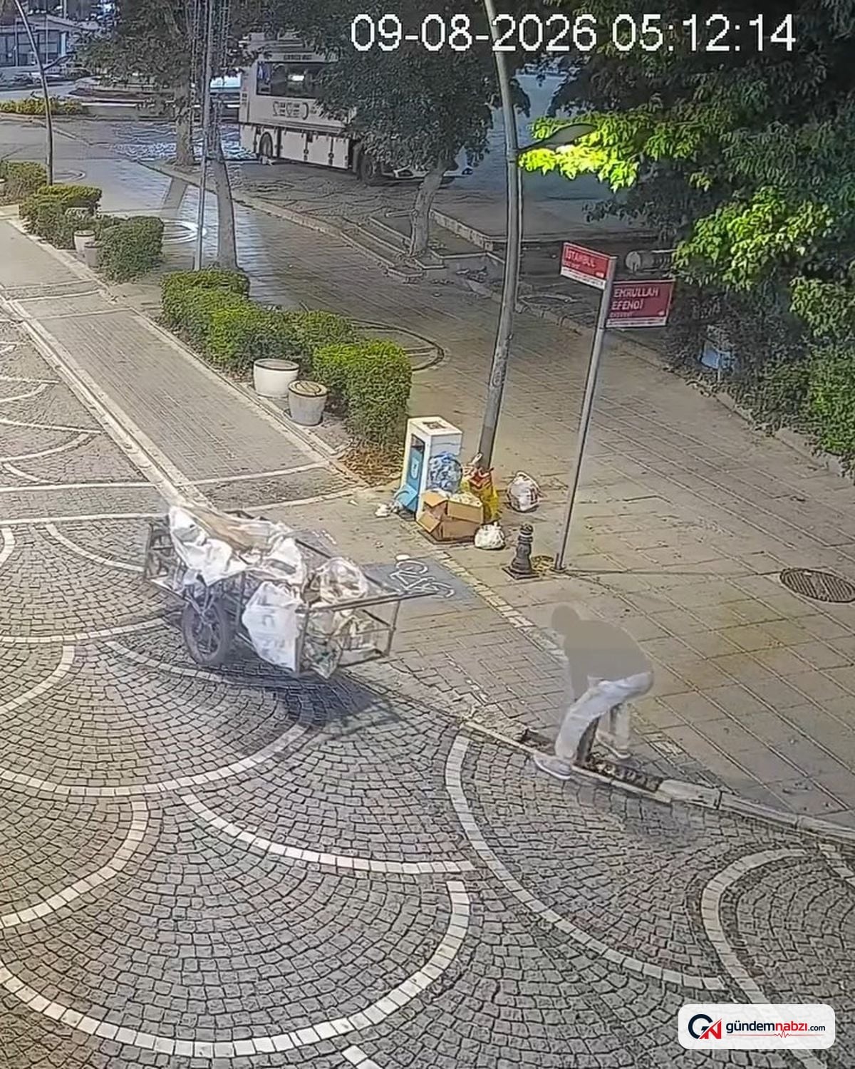 Kırklareli'nde yağmur suyu mazgallarını çalan şüpheli