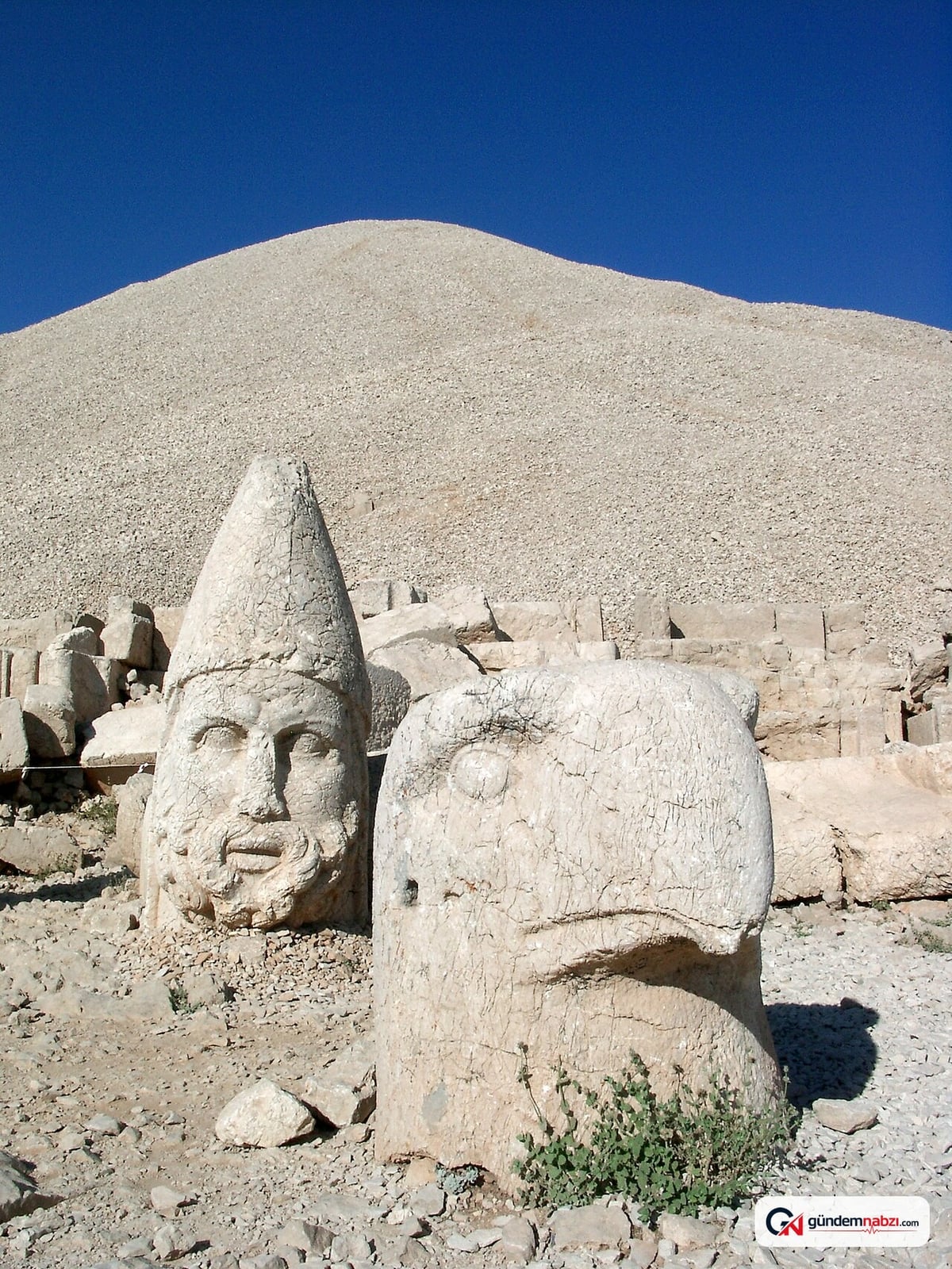 Adıyaman'da Nemrut Dağı'nda gün batımı yoğunluğu yaşanıyor