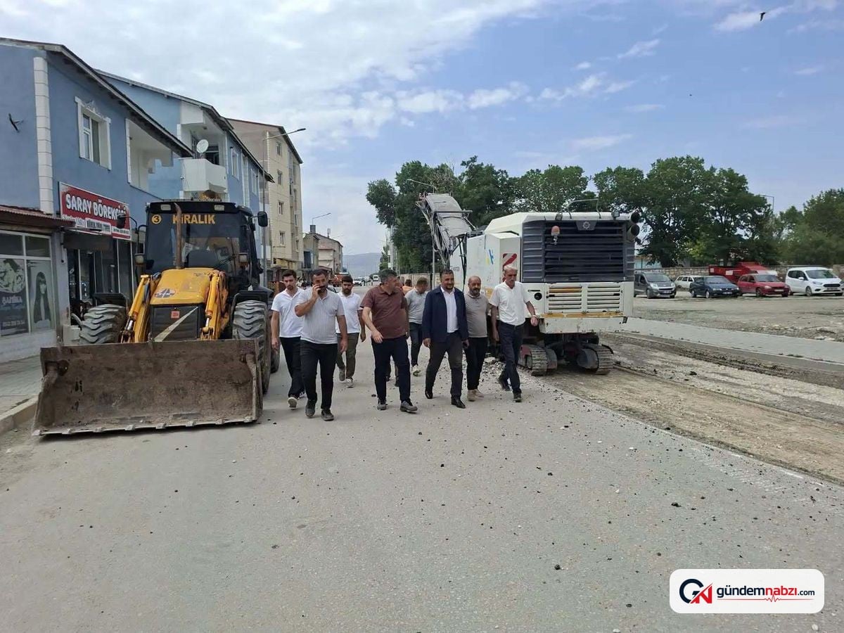 Ağrı'da 4 kilometrelik asfalt çalışması başladı