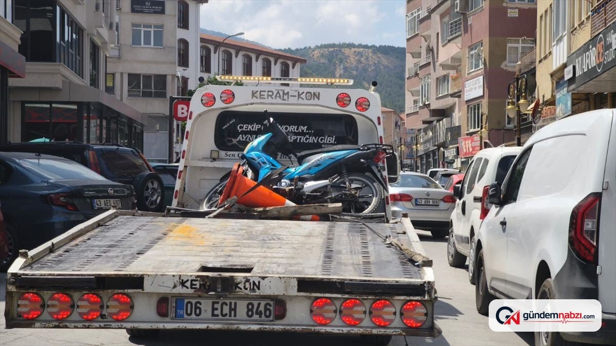 Kütahya'da polisten kaçan motosiklet sürücüsü aranıyor