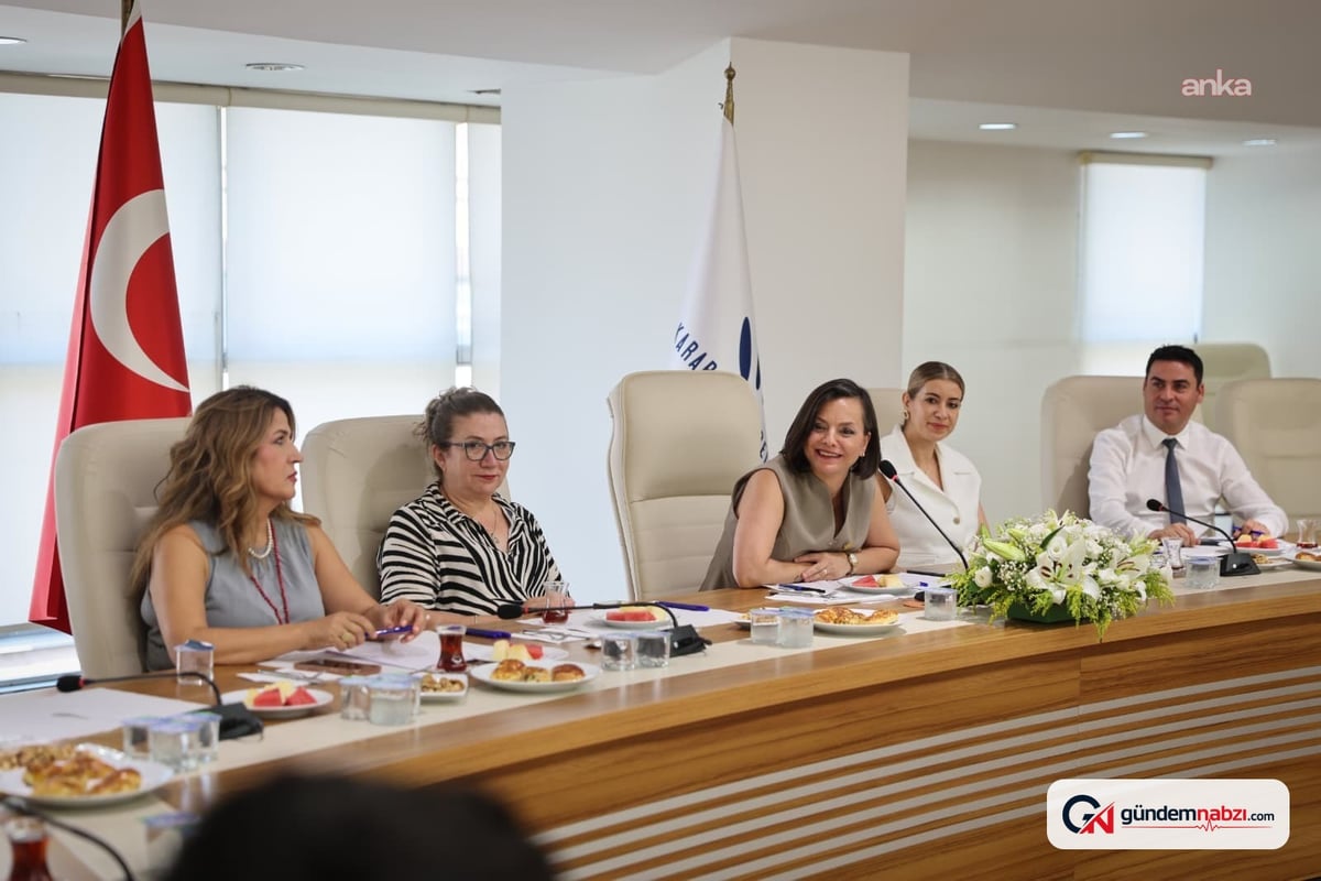 Karabağlar Belediyesi BİO ile 2 bin 40 kişi istihdama kazandırıldı