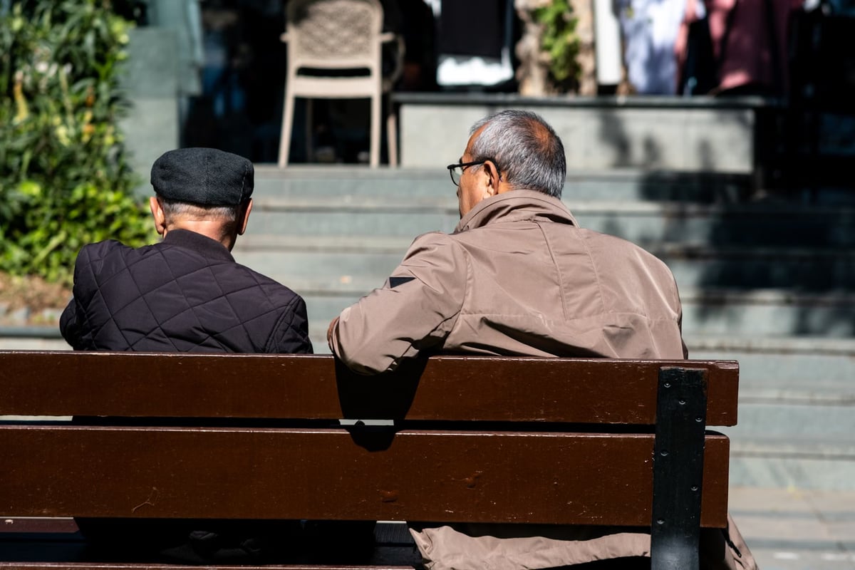 Emekliler yüksek enflasyon ve düşük maaşlarla mücadele ediyor