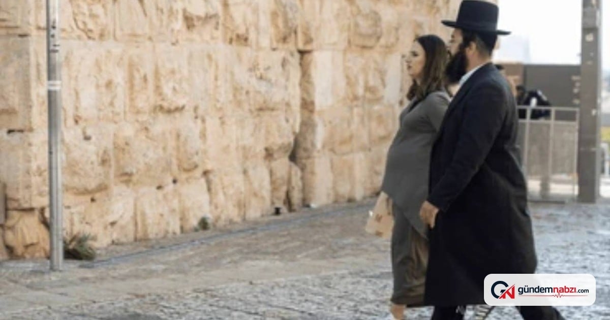 İsrail'in Bnei Brak kentinde kaldırımlar cinsiyete göre ayrıldı