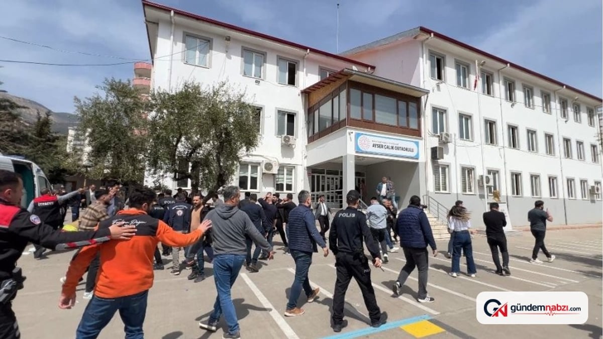 Türkiye'deki okul saldırıları gençler arasında kaygı yarattı